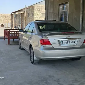 Toyota Camry 2005