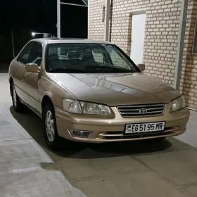 Toyota Camry 1999