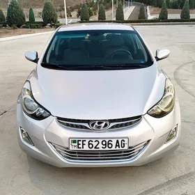 Hyundai Elantra 2011
