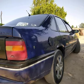 Opel Vectra 1989