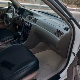 Toyota Camry 1999