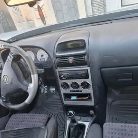 Opel Astra 1999