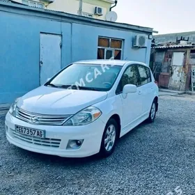 Nissan Versa 2010