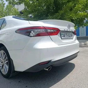 Toyota Camry 2022