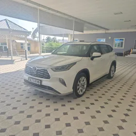 Toyota Highlander 2020