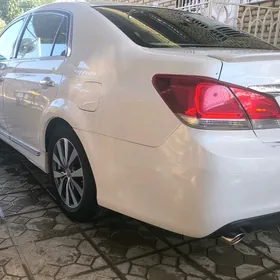 Toyota Avalon 2011