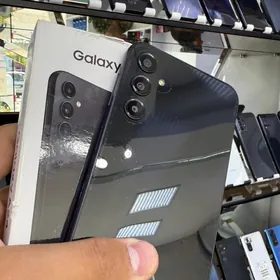 SAMSUNG A24