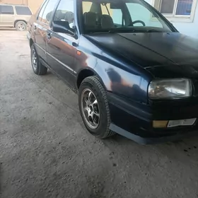 Volkswagen Golf 1993