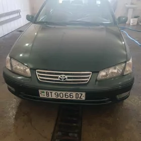 Toyota Camry 2001