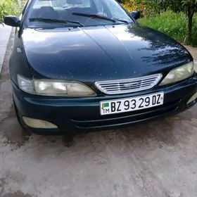 Toyota Carina 1995