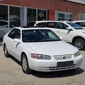 Toyota Camry 1997