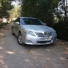Toyota Camry 2011