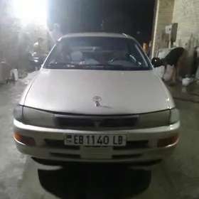 Toyota Carina 1992