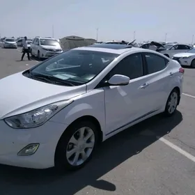 Hyundai Elantra 2013