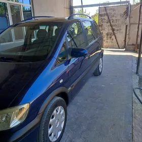 Opel Zafira 2001