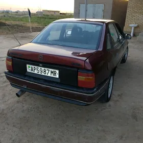 Opel Vectra 1989