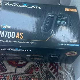 m700