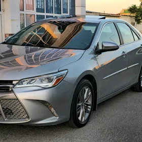 Toyota Camry 2016