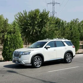Nissan Pathfinder 2022