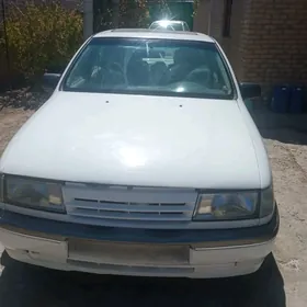 Opel Vectra 1989