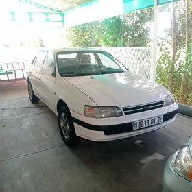 Toyota Carina 1993