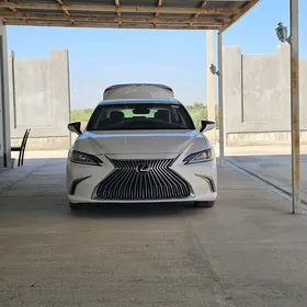 Lexus ES 350 2021