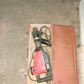 Edon Hilti