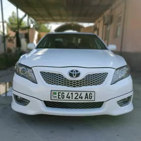 Toyota Camry 2010