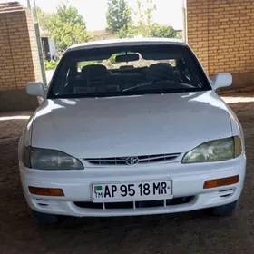 Toyota Camry 1993