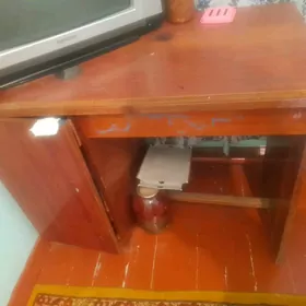 стол машинка