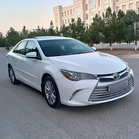 Toyota Camry 2017