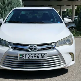 Toyota Camry 2015