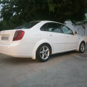 Daewoo Lacetti 2003