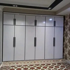 MEBEL  GARNATUR 