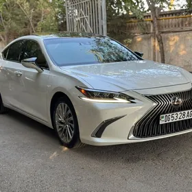 Lexus ES 350 2020