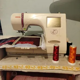 Janome komputer maşyn