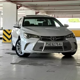 Toyota Camry 2017
