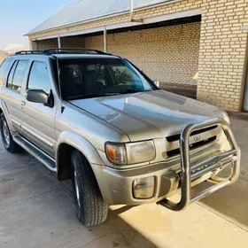 Infiniti QX4 1997