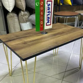 Zurnal stol.Çay stul