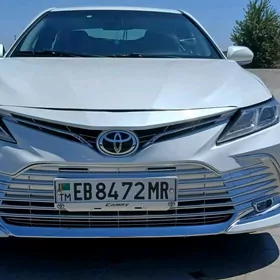 Toyota Camry 2018
