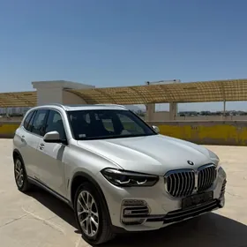 BMW X5 2021