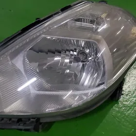 Nissan tida fara фара