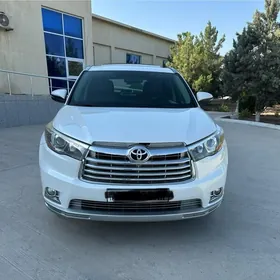 Toyota Highlander 2016