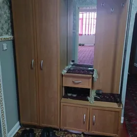 ПРИХОЖКА.