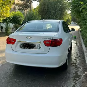 Hyundai Elantra 2010