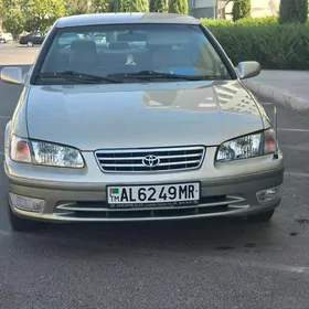 Toyota Camry 2001