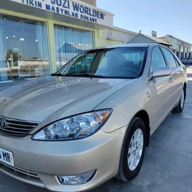 Toyota Camry 2005