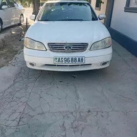 Infiniti I30 2001
