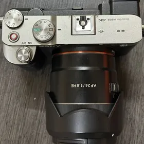 Sony 7C