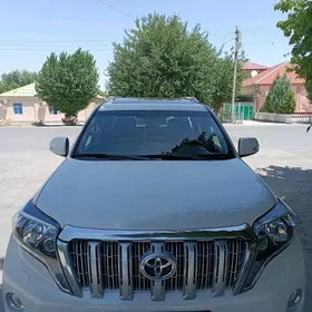 Toyota Land Cruiser Prado 2016